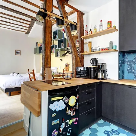 Апартаменты Sejour Parisien Elegant Pour 2 Personnes Париж