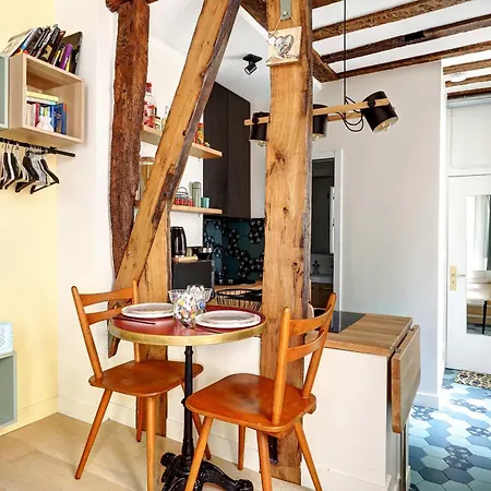 Sejour Parisien Elegant Pour 2 Personnes Париж
